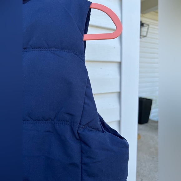 Puffer Vest - Picture 7 of 11